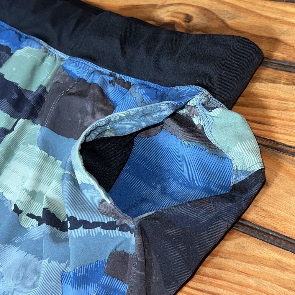 Lululemon Athletic Shorts Mens Small Gym Training Workout Multicolor Pockets - Picture 8 of 9